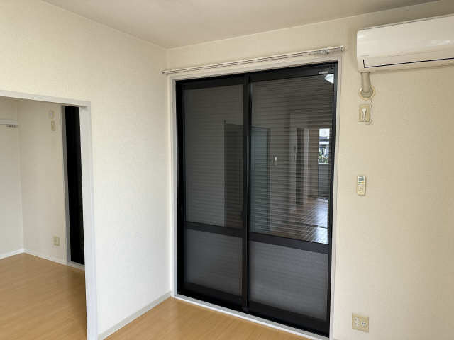 シャッター雨戸