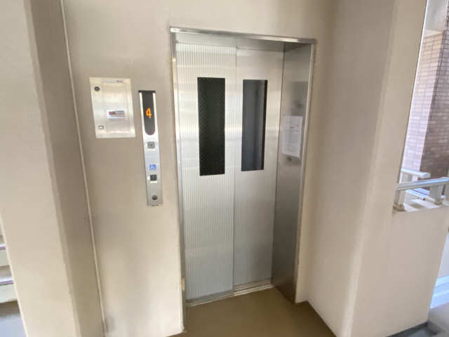 エレベーター