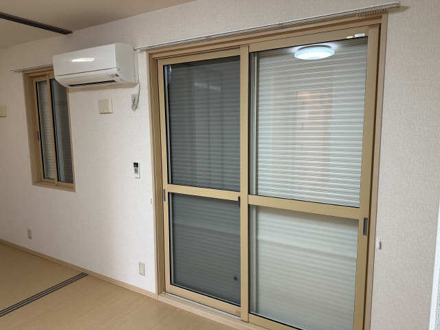 シャッター雨戸