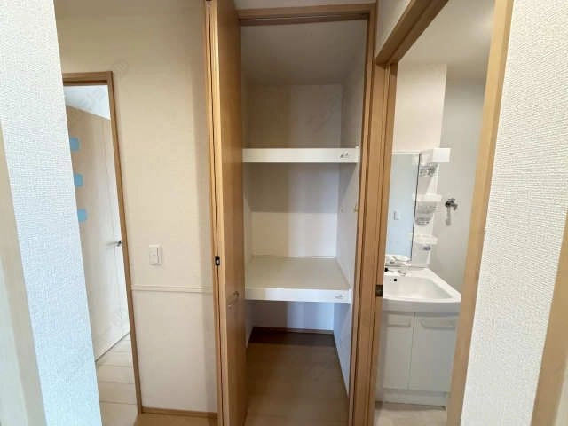 廊下収納