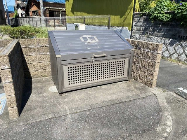 ゴミステーション