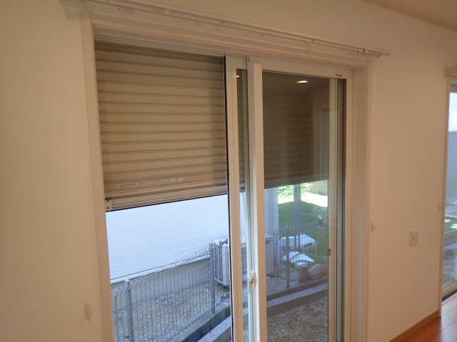 シャッター雨戸