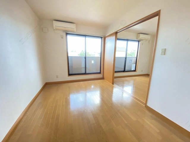 洋室エアコン付