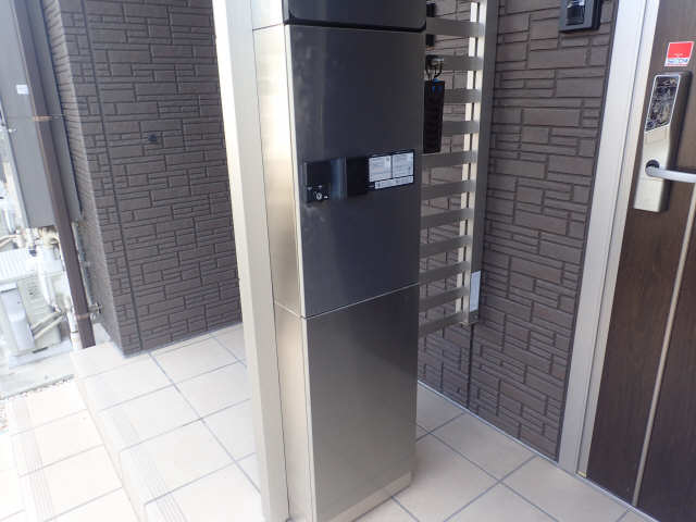 宅配ボックス