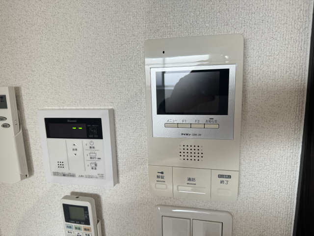 モニター付きインターホン