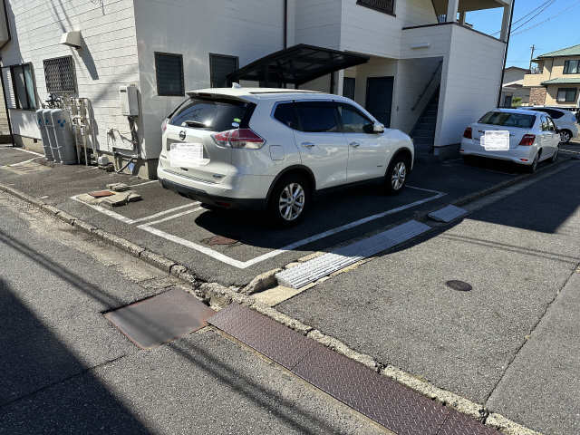 ポートビュー 1階 駐車場