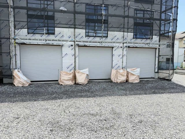 駐車場　前面１台駐車可