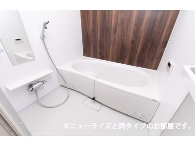 フィオリーレ・アノ　Ⅰ 1階 浴室