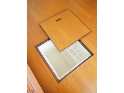 その 他