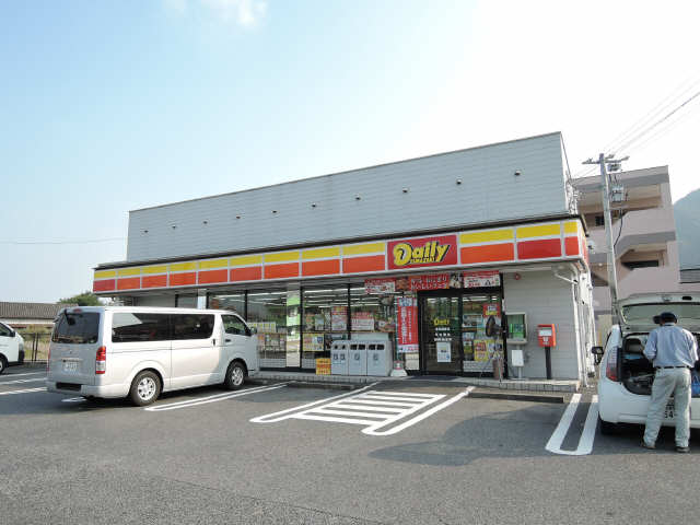 近隣コンビニ