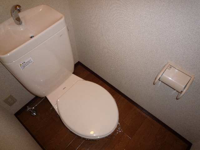 中・西角ＷＣ