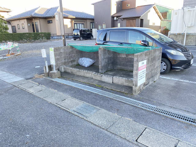 ゴミ捨て場