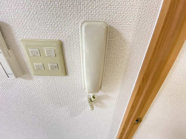 インターホン