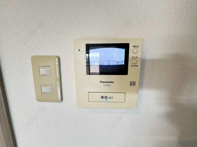 モニター付きインターホン