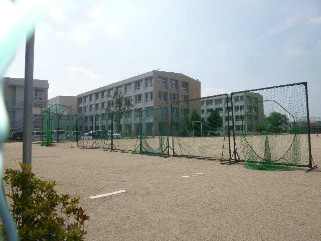 蘇南中学校