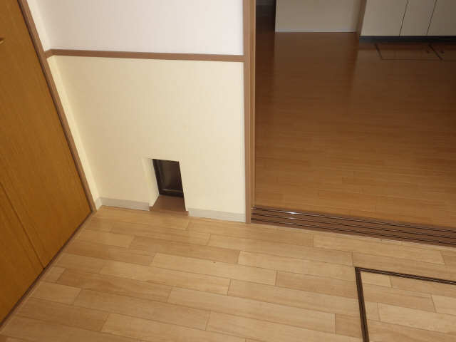 ペットくぐり戸