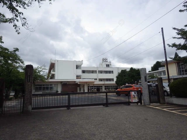 小学校徒歩24分