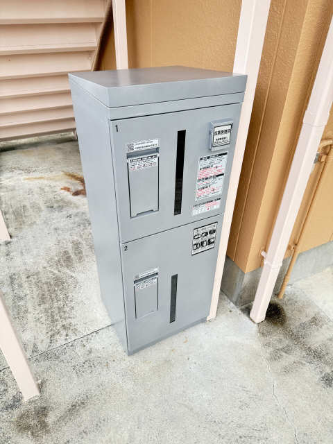 宅配ボックス