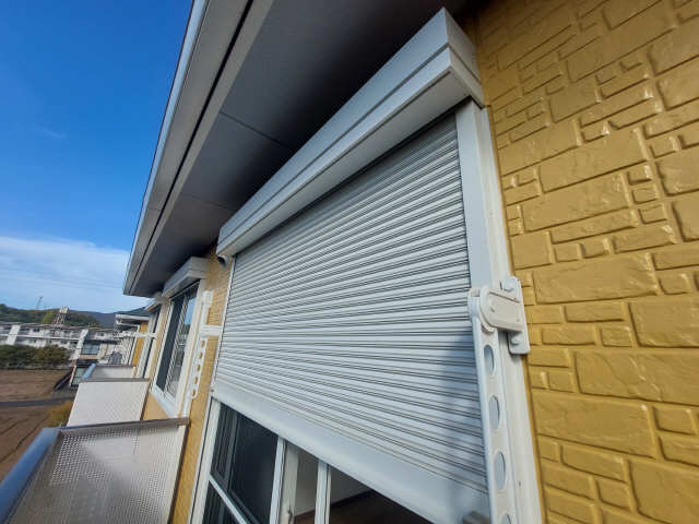 シャッター雨戸