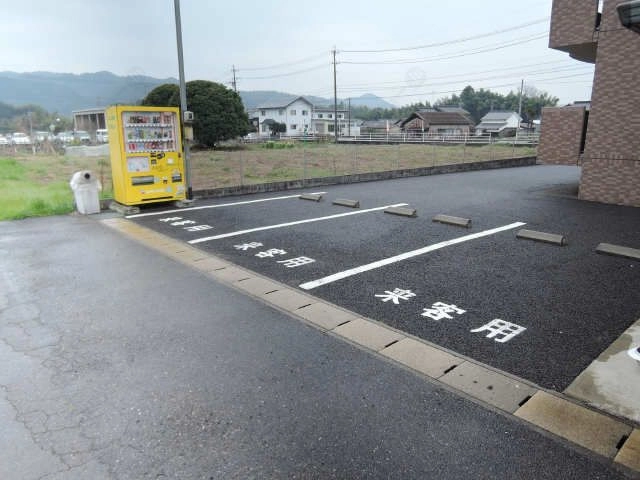 来客用駐車場