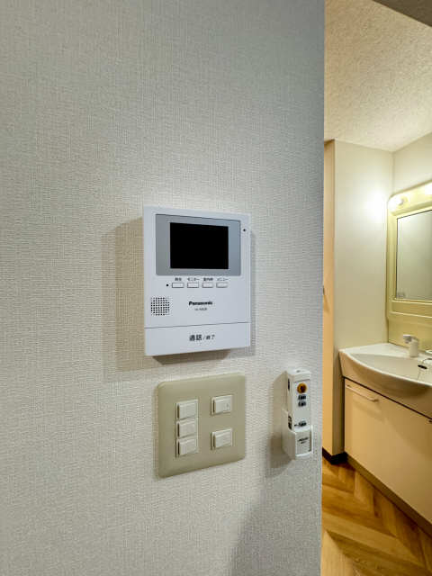 モニター付きインターホン