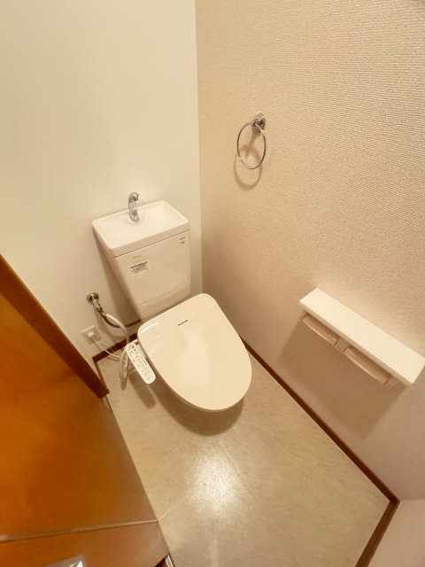 シャトー下米田 1階 WC
