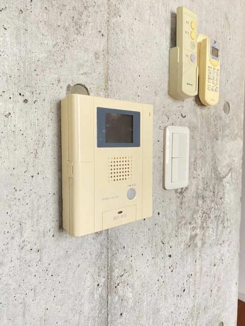 モニター付きインターホン