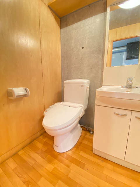 WC
