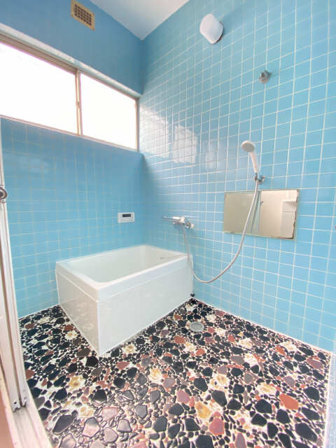可児市緑ケ丘２　Ｆ様貸家  浴室