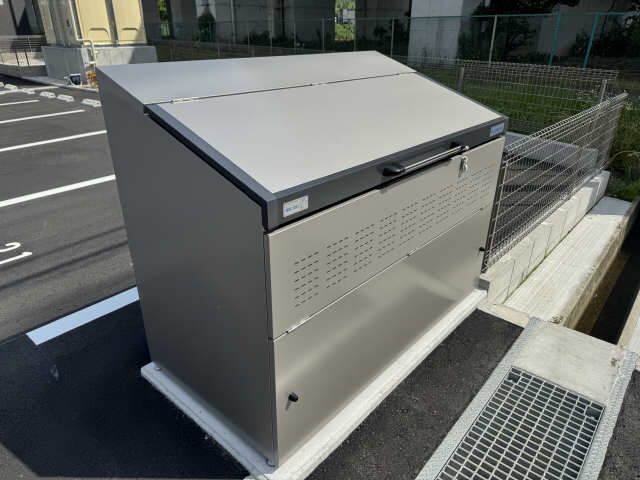 ゴミ捨て場