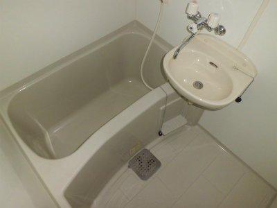 レオパレスクレール本郷 2階 浴室