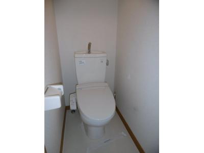 レオパレスクレール田島 2階 WC