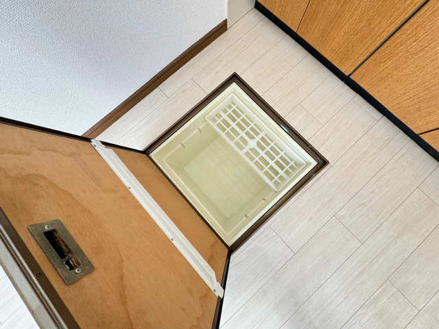 床下収納庫