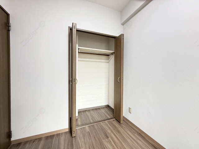 収納(北西洋室)