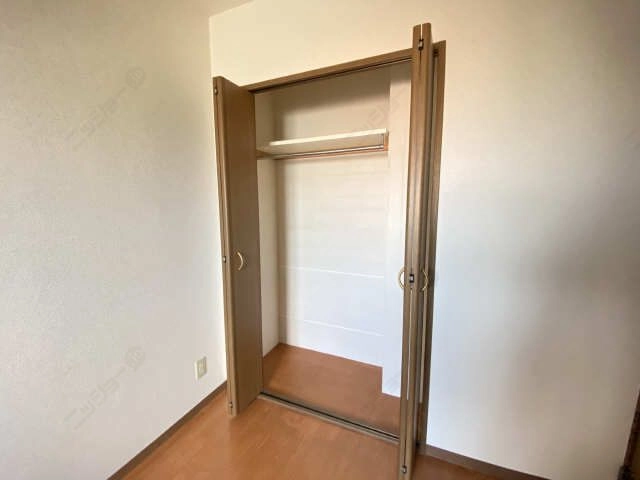 収納(北東洋室)