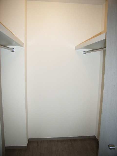 ｳｫｰｸｲﾝｸﾛｰｾﾞｯﾄ