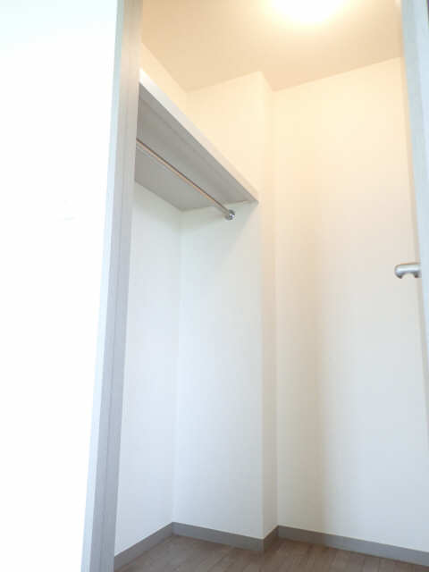 北側洋室（クローゼット）