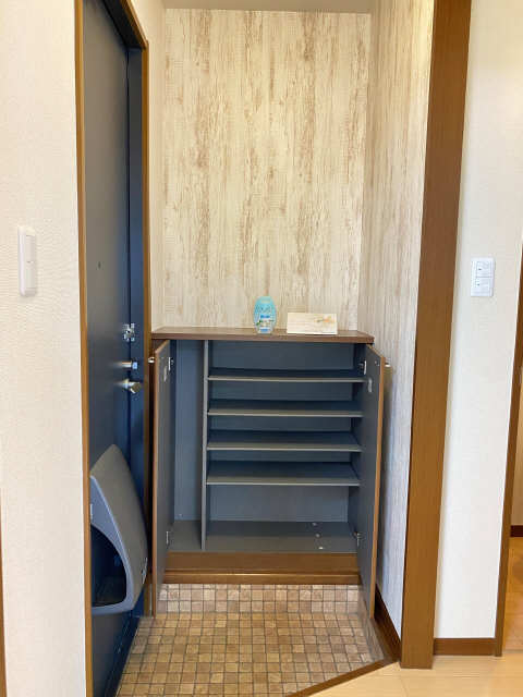 シューズボックス