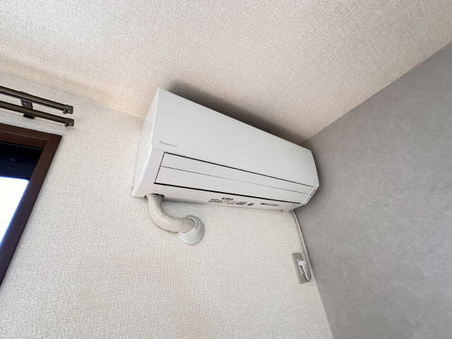 エアコン（リビング）