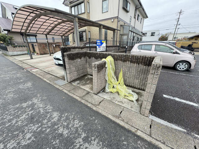 ごみ置き場