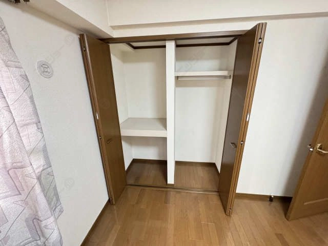 洋室収納