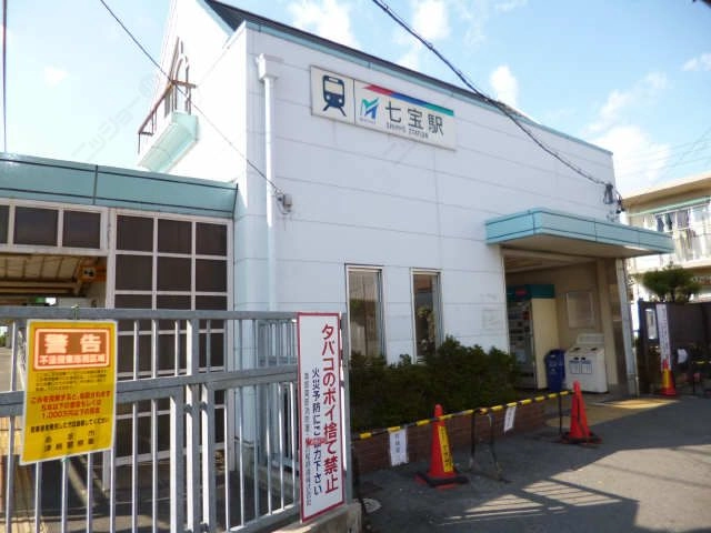 名鉄津島線七宝駅