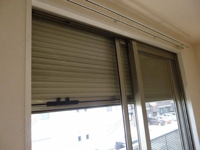 シャッター雨戸