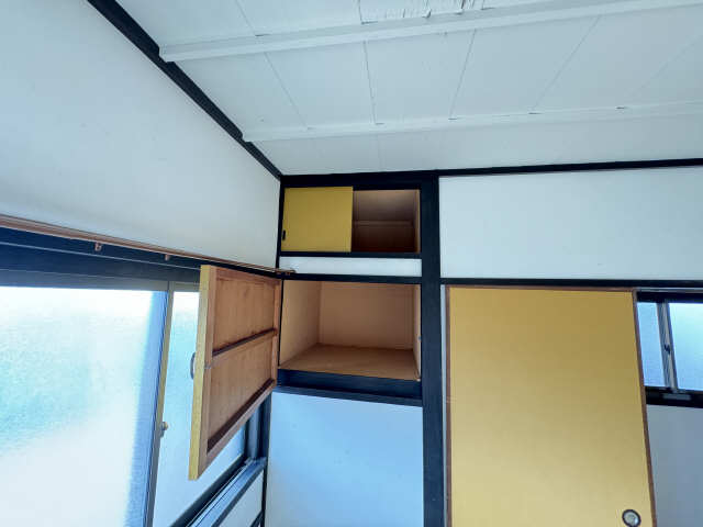 2階南和室収納