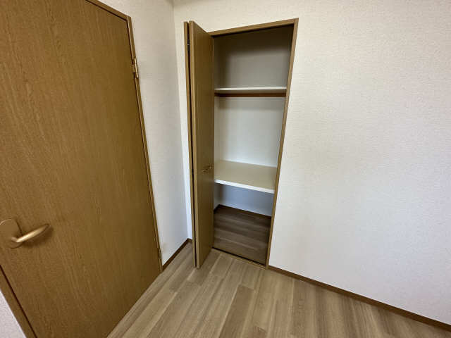 北洋室収納