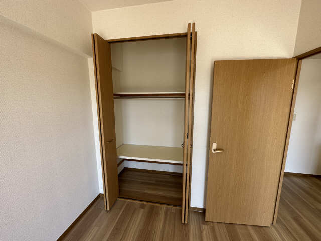 南洋室収納