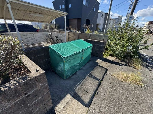 ゴミ置き場