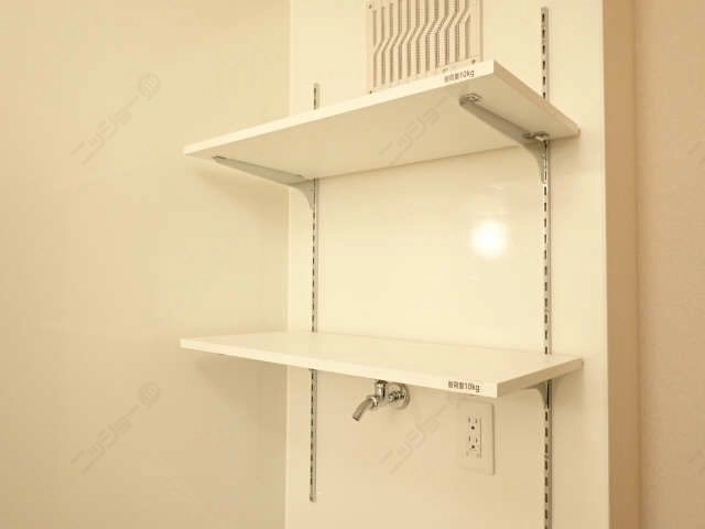 洗濯機置場上部棚