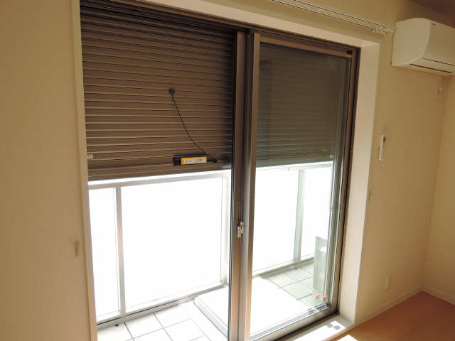 シャッター雨戸