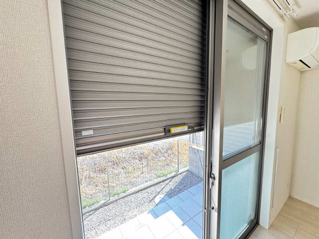 シャッター雨戸